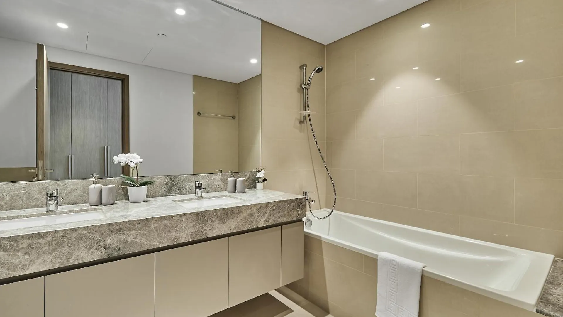 Apartamento Majestic Act Two 2Br- 27Th Floor Burj Khalifa- Downtown Dubái
